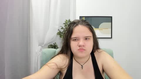 adelecruzz online show from March 4, 1:17 pm