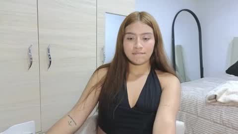 adellein foxx online show from November 22, 3:38 am