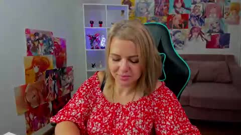 AdeleRavelle online show from July 3, 5:23 am
