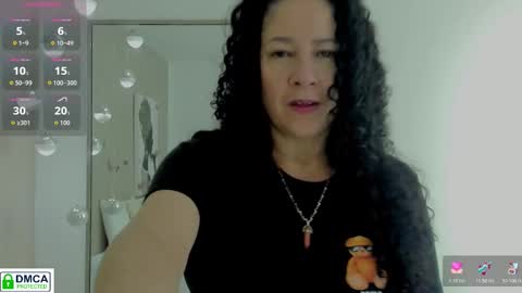 Adele Smithh online show from February 4, 12:09 pm