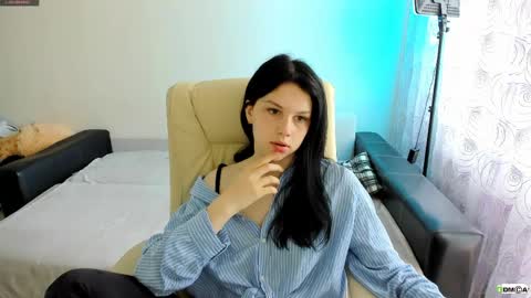 adelina_xxx online show from May 20, 10:54 am