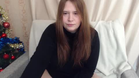 adelinalawson online show from January 24, 6:25 pm