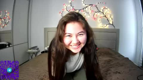 Anna online show from April 11, 3:16 pm