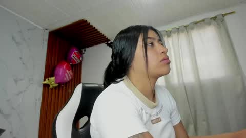 ADHARA  MESSY online show from April 22, 2:35 pm