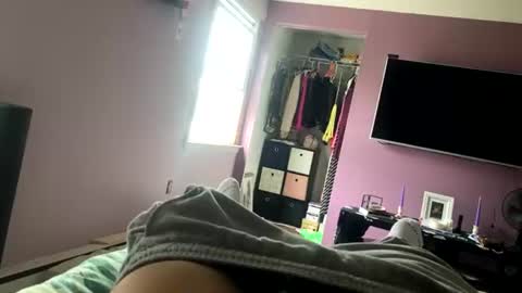adi1699 online show from July 31, 12:28 pm