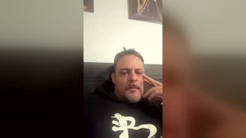 adillon1922 online show from June 21, 4:08 am