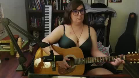 adobe_angel304 online show from October 2, 6:39 pm