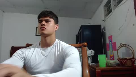 Snapshot of adonis_walkerx chatting on February 16, 12:41 am adonis_walkerx online show from February 16, 12:41 am