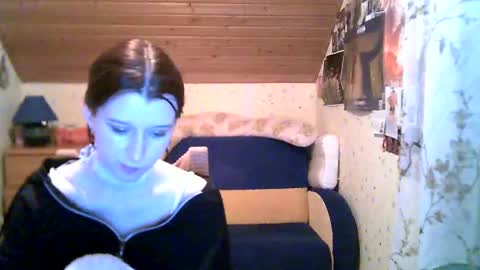 Snapshot of adorable_sparkle chatting on March 6, 4:17 pm adorable_sparkle online show from March 6, 4:17 pm
