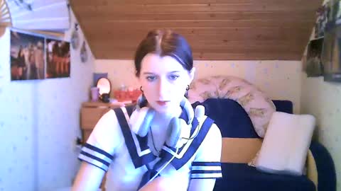 Snapshot of adorable_sparkle chatting on February 17, 2:17 pm adorable_sparkle online show from February 17, 2:17 pm