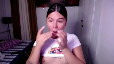 adorabletsforyouxx online show from March 12, 4:27 am