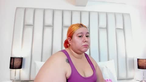 ANDREA PEREZ online show from March 3, 11:33 am