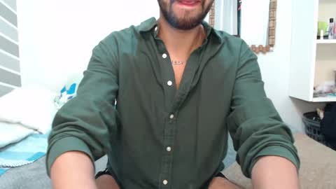 Adrian Falcon online show from May 2, 5:57 am