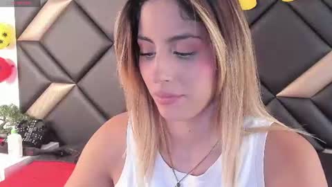 Adriana Harlow online show from July 2, 4:23 pm