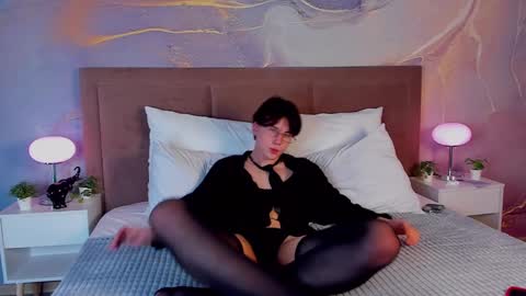 adrianoaubert online show from February 25, 4:14 pm