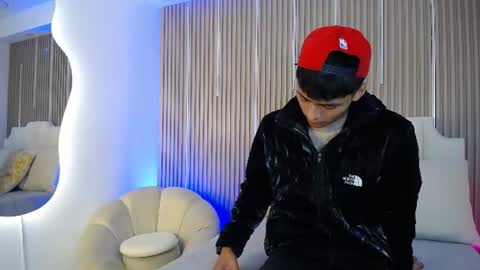 adrianstark_ online show from July 10, 1:05 pm