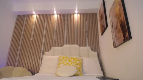 adrianstark_ online show from May 20, 12:33 pm