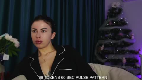 Snapshot of aelia_anara chatting on December 23, 6:44 am Aelia online show from December 23, 6:44 am