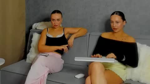 Adele online show from April 23, 7:27 am