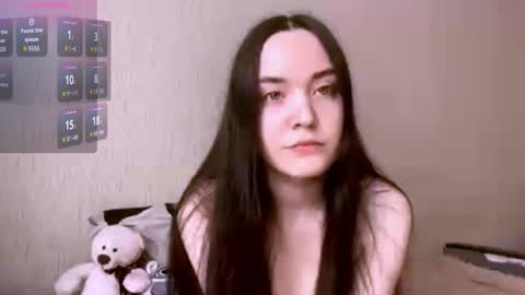 Arielle online show from April 13, 9:46 am