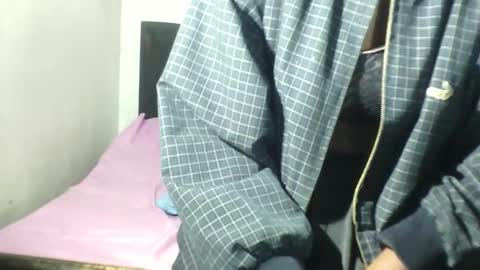 Mia  Friends online show from March 7, 9:09 am