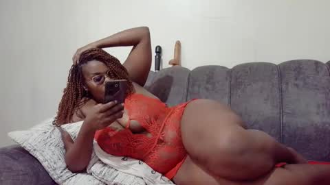 african_sexygoddess online show from May 21, 10:11 am