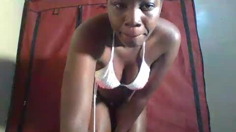 afrikan_desire online show from April 21, 1:53 am