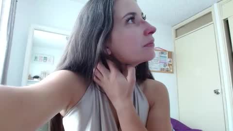 afrodithaa_ online show from March 9, 3:05 pm