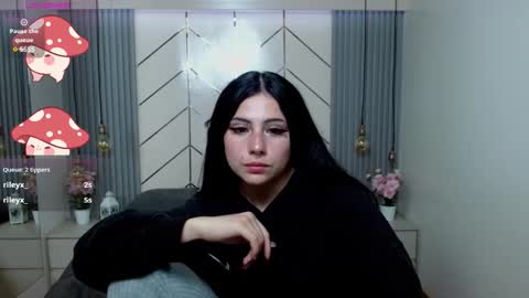 Kimberly online show from November 5, 5:37 pm