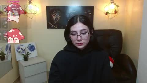 Snapshot of agarycus_ chatting on October 1, 1:10 pm Kimberly online show from October 1, 1:10 pm