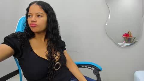 A G A T A  online show from November 18, 12:41 pm