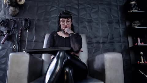 Snapshot of agata_darkness chatting on October 14, 8:34 pm Miss Agata online show from October 14, 8:34 pm