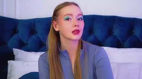 AgataFoxley online show from March 10, 6:51 am