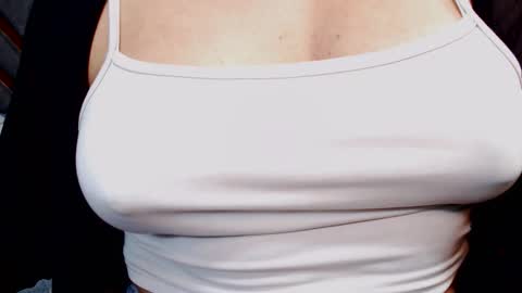 johana online show from April 15, 7:58 pm