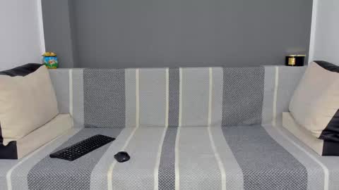 Ari online show from January 18, 1:30 am