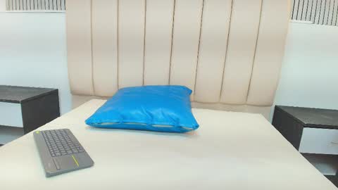 AGATHA online show from October 3, 2:36 pm