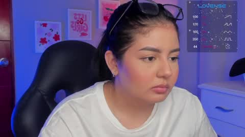 Cat online show from April 22, 5:58 am