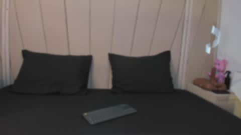 Agatha Steel online show from April 2, 7:10 pm