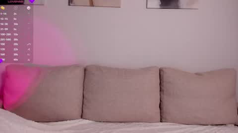 agathameow online show from August 5, 2:25 pm