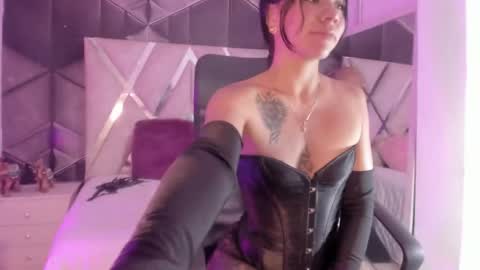 agatta_adams online show from April 10, 4:01 pm