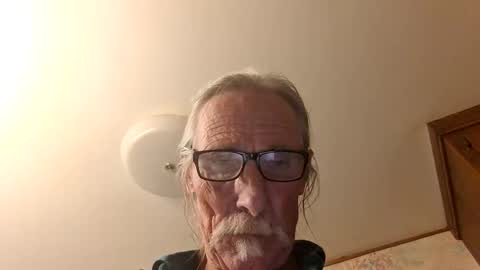 agedhardwood59618233 online show from October 17, 6:56 pm