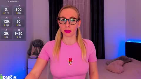 Polly online show from January 18, 4:27 pm