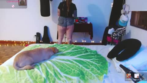 Agness online show from April 11, 11:20 pm