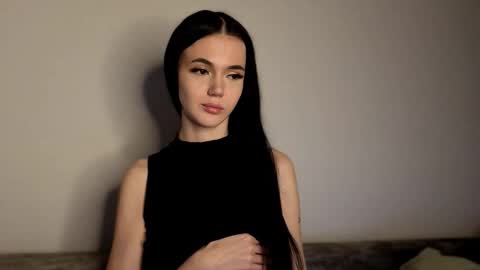 agness_leas online show from February 6, 11:18 pm