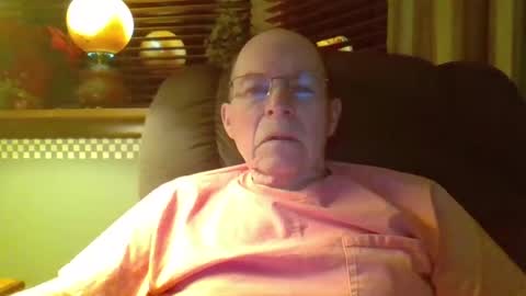 aguynrkfrd online show from December 21, 10:28 am