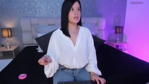 Snapshot of ah_mara chatting on February 21, 3:10 pm Ahmara online show from February 21, 3:10 pm