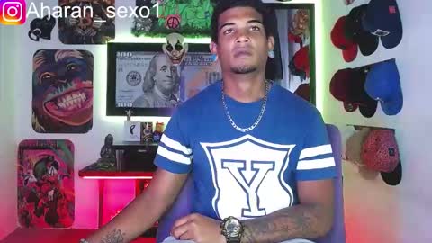 Snapshot of aharon_sexo1 chatting on February 16, 3:37 am Aharon Zamora online show from February 16, 3:37 am