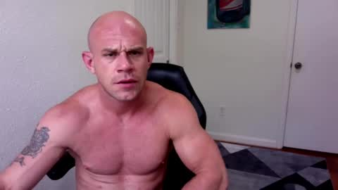 Snapshot of ahern1985 chatting on October 25, 7:58 pm ahern1985 online show from October 25, 7:58 pm