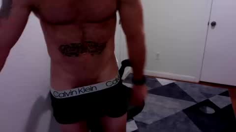 Snapshot of ahern1985 chatting on October 19, 9:30 pm ahern1985 online show from October 19, 9:30 pm
