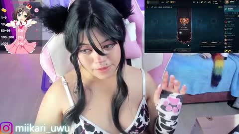 Snapshot of ahri_elderwood chatting on February 27, 8:13 am Ahri help me get to 100  online show from February 27, 8:13 am